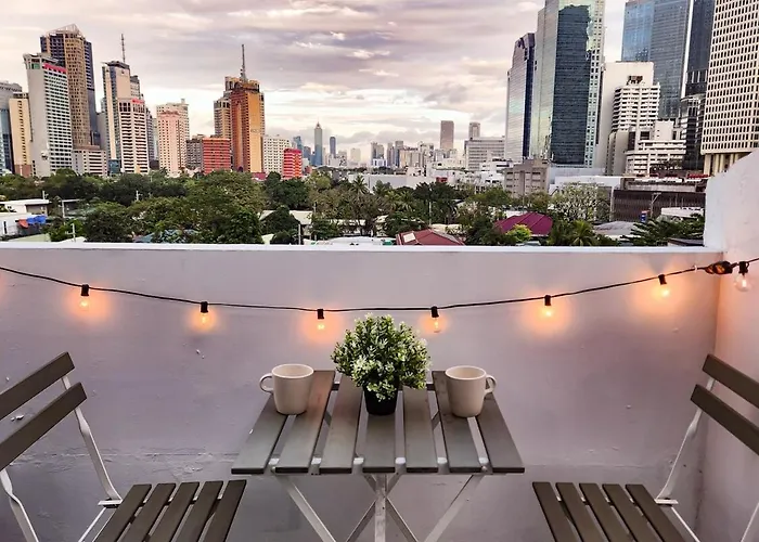 Luxury Staycation In Makati With Jacuzzi & Arcade *